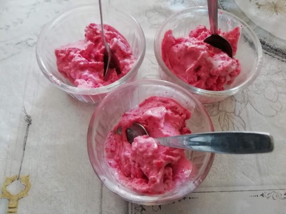 glace fraise fb