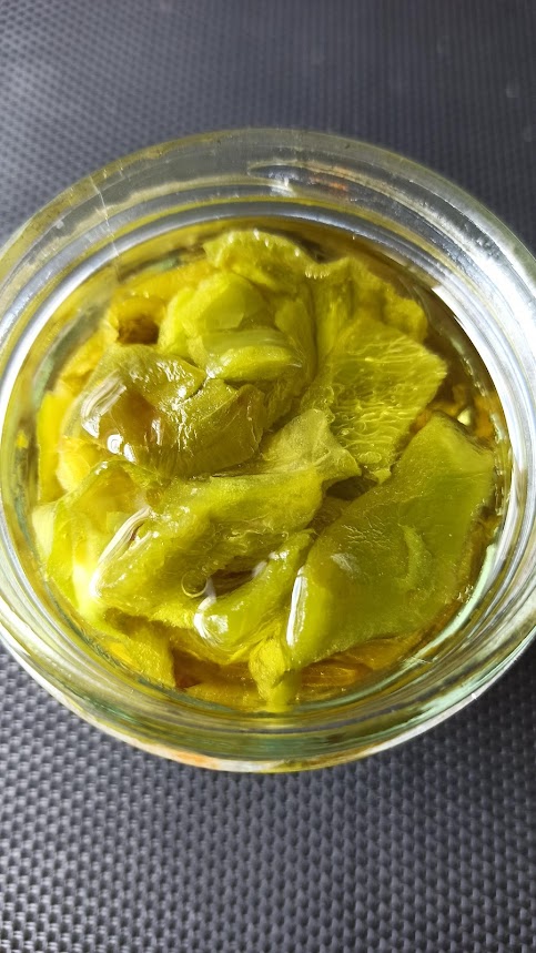 Poivrons marinés à l’huile d’olive | MIAMSLESPASSIONS